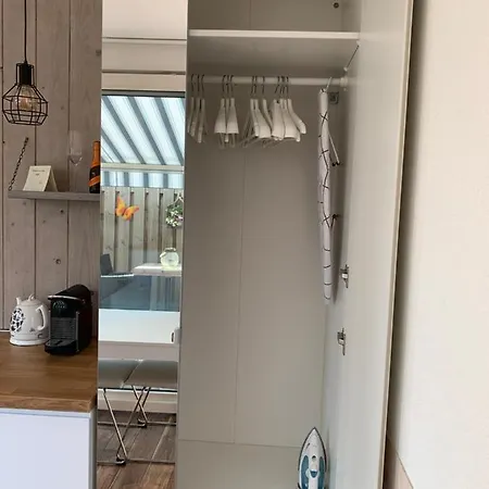 Diemerplein Bed & Breakfast 4*